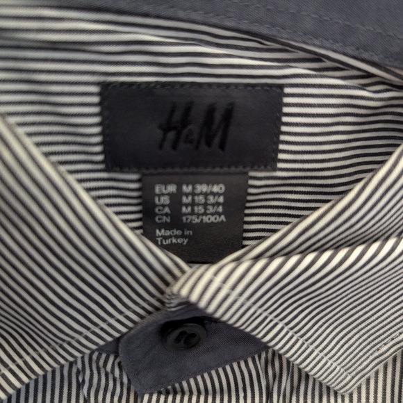 H&M French cuff medium sized dress shirt - Picture 3 of 4